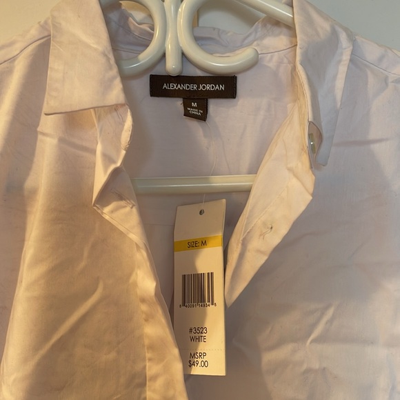 BNWT White Women’s Shirt. - Picture 2 of 2